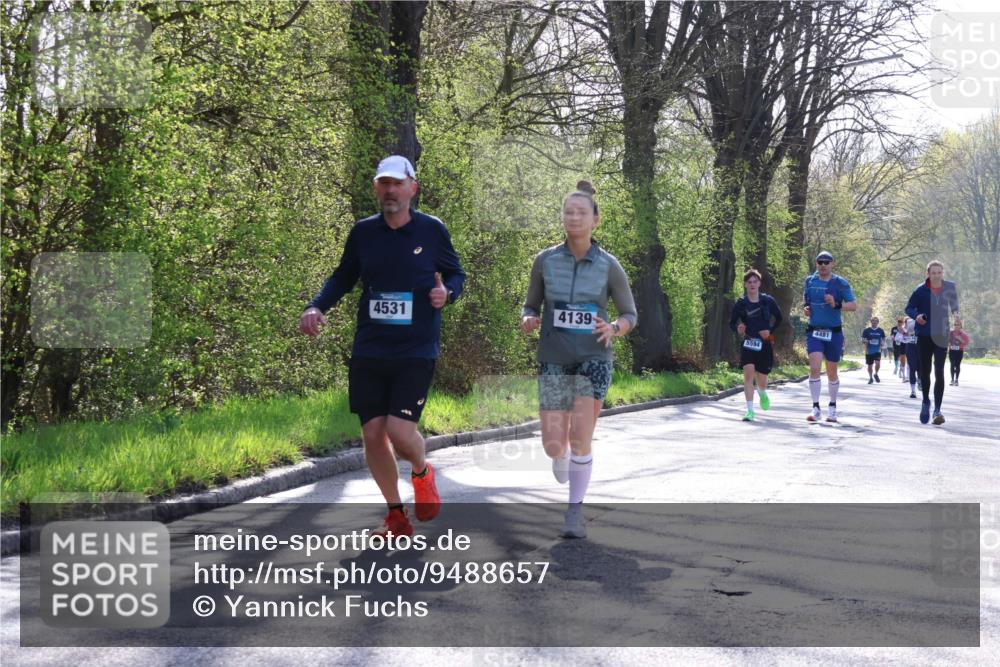 12.04.2026 - 45. Internationalen Wilhelmsburger Insellauf Yannick Fuchs http://msf.ph/oto/9488657 12.04.2026 10:34:12 Laufen 4531, 4139, 5594, 4481 meine-sportfotos.de
