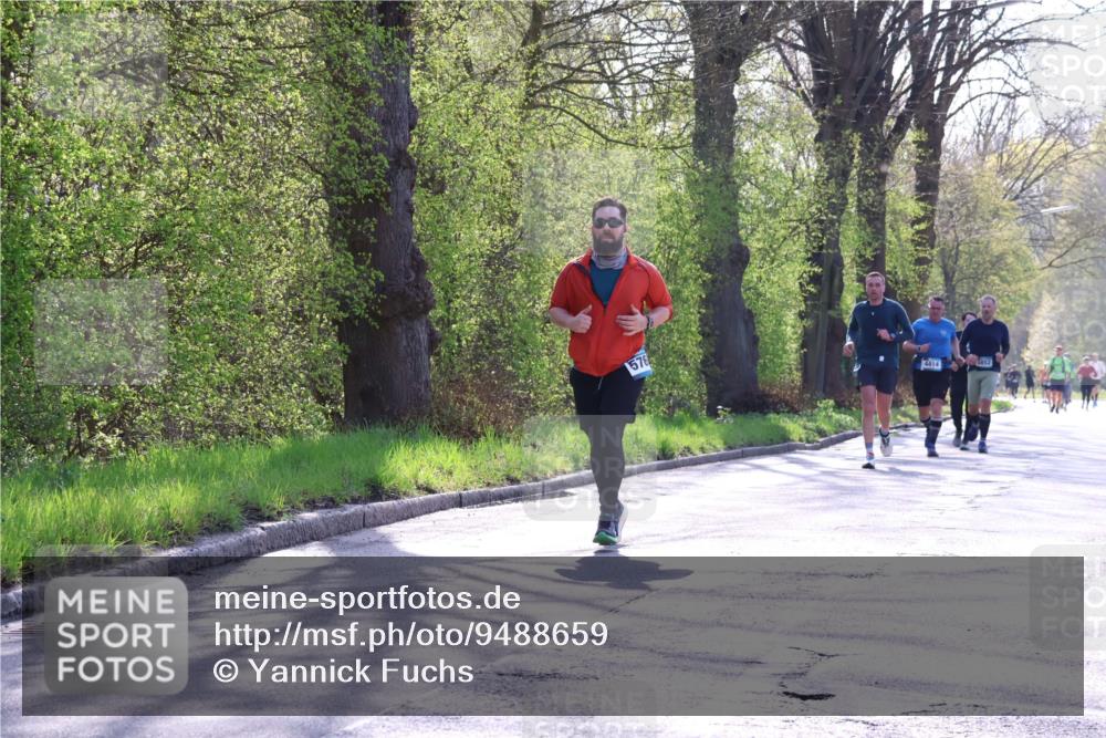 12.04.2026 - 45. Internationalen Wilhelmsburger Insellauf Yannick Fuchs http://msf.ph/oto/9488659 12.04.2026 10:40:05 Laufen 576, 4414 meine-sportfotos.de