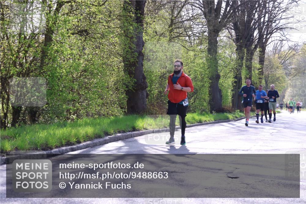 12.04.2026 - 45. Internationalen Wilhelmsburger Insellauf Yannick Fuchs http://msf.ph/oto/9488663 12.04.2026 10:40:05 Laufen 57, 4414 meine-sportfotos.de