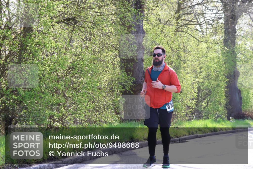 12.04.2026 - 45. Internationalen Wilhelmsburger Insellauf Yannick Fuchs http://msf.ph/oto/9488668 12.04.2026 10:40:06 Laufen 576 meine-sportfotos.de