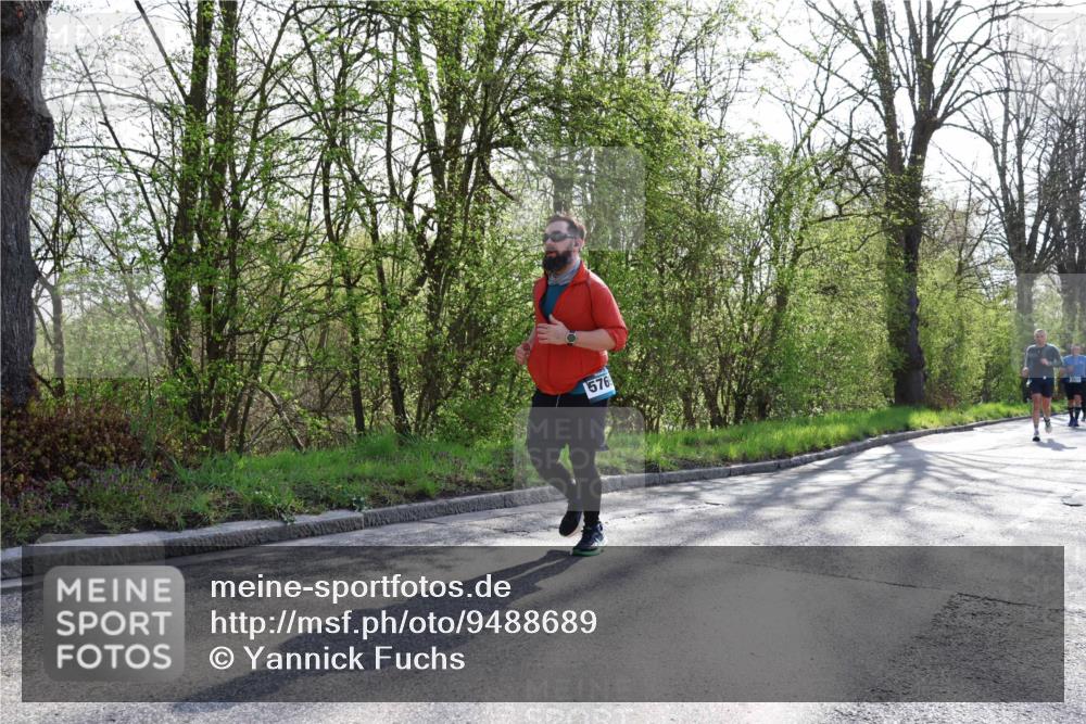 12.04.2026 - 45. Internationalen Wilhelmsburger Insellauf Yannick Fuchs http://msf.ph/oto/9488689 12.04.2026 10:40:08 Laufen 576 meine-sportfotos.de