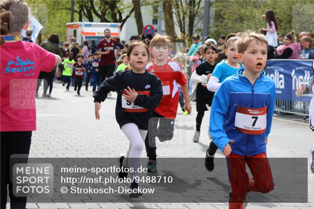 12.04.2026 - 45. Internationalen Wilhelmsburger Insellauf Strokosch-Dieckow http://msf.ph/oto/9488710 12.04.2026 14:09:46 Ziel 212, 735, 190, 240, 1520, 206, 908, 776, 172, 183, 196, 449, 772, 7, 917, 284, 44, 200, 563, 53, 712, 1512, 1525, 551, 764, 567, 720, 719 meine-sportfotos.de