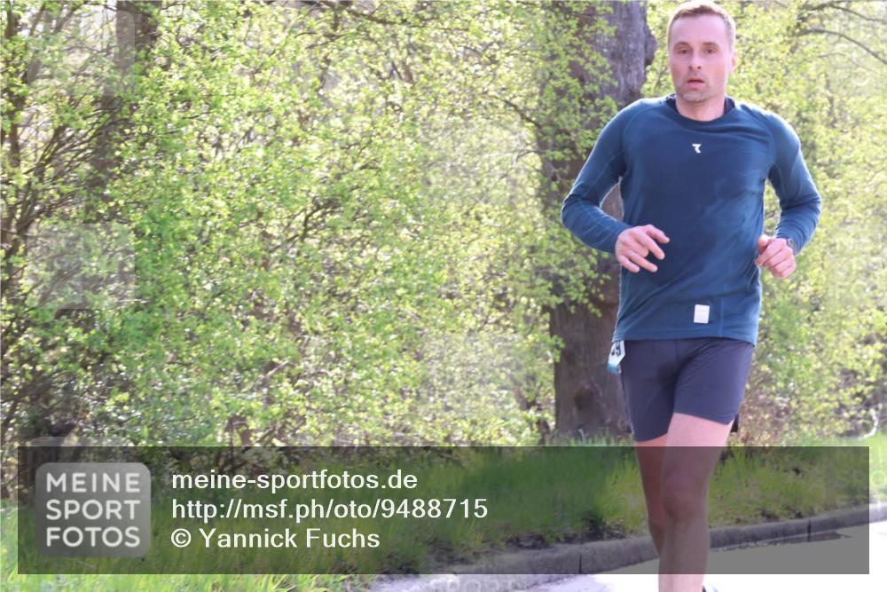 12.04.2026 - 45. Internationalen Wilhelmsburger Insellauf Yannick Fuchs http://msf.ph/oto/9488715 12.04.2026 10:40:11 Laufen  meine-sportfotos.de