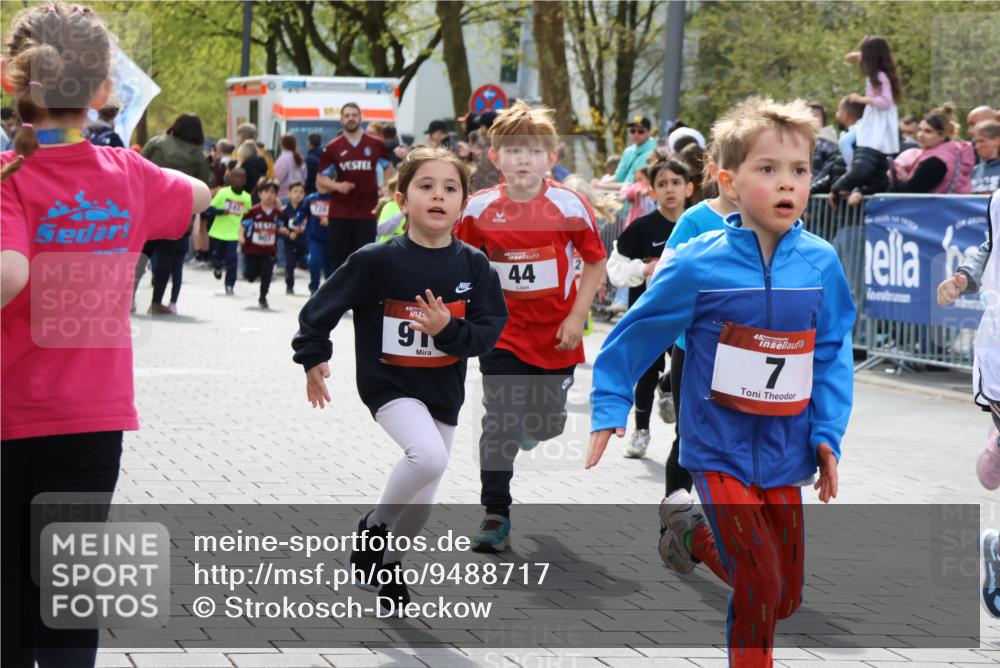 12.04.2026 - 45. Internationalen Wilhelmsburger Insellauf Strokosch-Dieckow http://msf.ph/oto/9488717 12.04.2026 14:09:46 Ziel 212, 735, 190, 240, 1520, 206, 908, 776, 172, 183, 196, 449, 772, 7, 917, 284, 44, 200, 563, 53, 712, 1512, 1525, 551, 764, 567, 720, 719 meine-sportfotos.de
