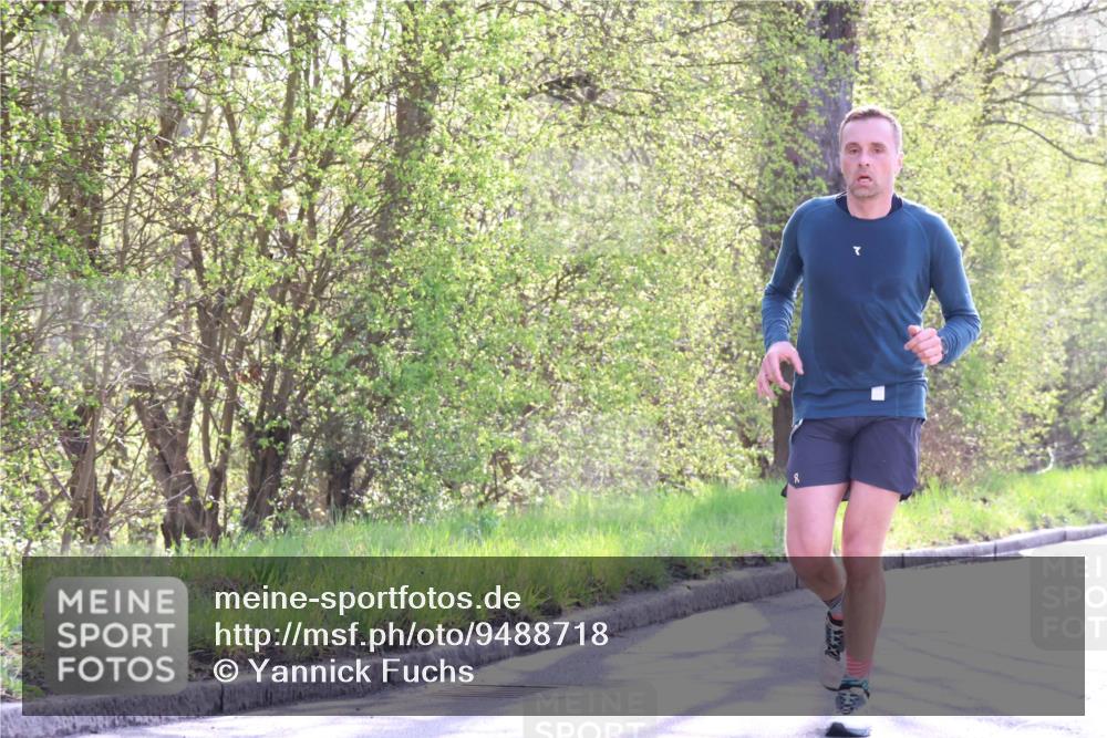 12.04.2026 - 45. Internationalen Wilhelmsburger Insellauf Yannick Fuchs http://msf.ph/oto/9488718 12.04.2026 10:40:11 Laufen  meine-sportfotos.de