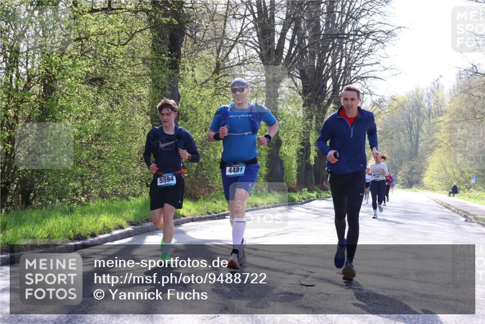 12.04.2026 - 45. Internationalen Wilhelmsburger Insellauf Yannick Fuchs http://msf.ph/oto/9488722 12.04.2026 10:34:18 Laufen 4481, 5594, 3408 meine-sportfotos.de