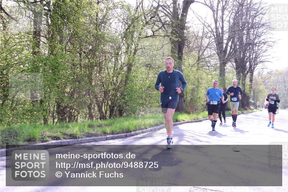 12.04.2026 - 45. Internationalen Wilhelmsburger Insellauf Yannick Fuchs http://msf.ph/oto/9488725 12.04.2026 10:40:11 Laufen 4414, 3852, 4494 meine-sportfotos.de