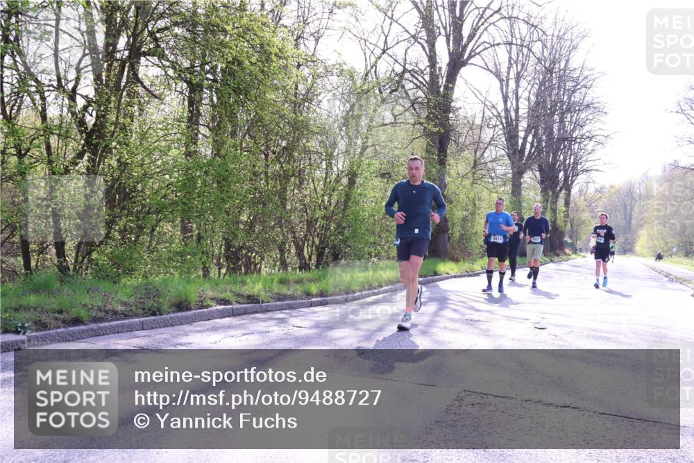 12.04.2026 - 45. Internationalen Wilhelmsburger Insellauf Yannick Fuchs http://msf.ph/oto/9488727 12.04.2026 10:40:12 Laufen 4414, 3852 meine-sportfotos.de