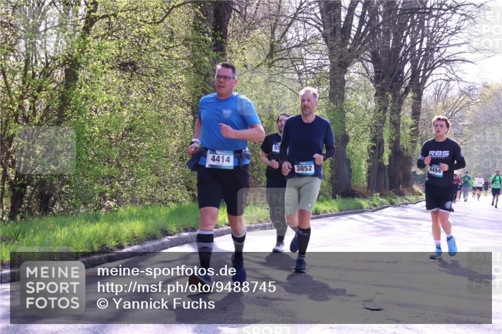 12.04.2026 - 45. Internationalen Wilhelmsburger Insellauf Yannick Fuchs http://msf.ph/oto/9488745 12.04.2026 10:40:13 Laufen 4414, 55, 4494, 3852 meine-sportfotos.de