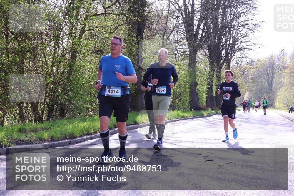 12.04.2026 - 45. Internationalen Wilhelmsburger Insellauf Yannick Fuchs http://msf.ph/oto/9488753 12.04.2026 10:40:14 Laufen 4414, 5, 3852, 4494 meine-sportfotos.de