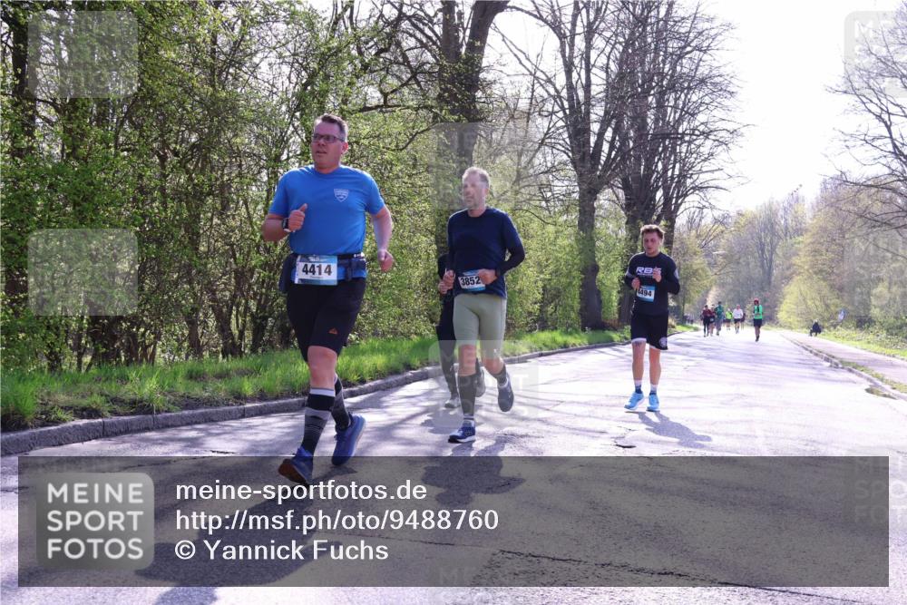 12.04.2026 - 45. Internationalen Wilhelmsburger Insellauf Yannick Fuchs http://msf.ph/oto/9488760 12.04.2026 10:40:14 Laufen 4414, 3852, 4494 meine-sportfotos.de