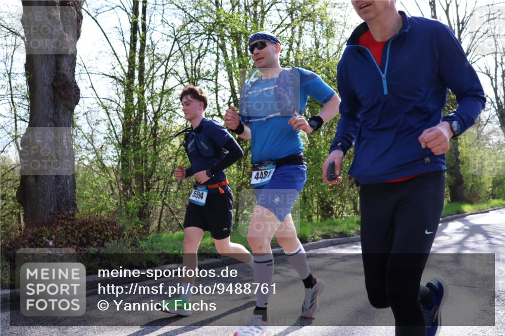 12.04.2026 - 45. Internationalen Wilhelmsburger Insellauf Yannick Fuchs http://msf.ph/oto/9488761 12.04.2026 10:34:20 Laufen 5594, 4481 meine-sportfotos.de
