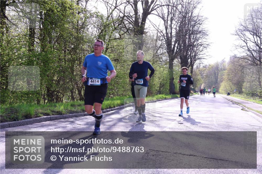 12.04.2026 - 45. Internationalen Wilhelmsburger Insellauf Yannick Fuchs http://msf.ph/oto/9488763 12.04.2026 10:40:14 Laufen 4414, 3852, 4494 meine-sportfotos.de
