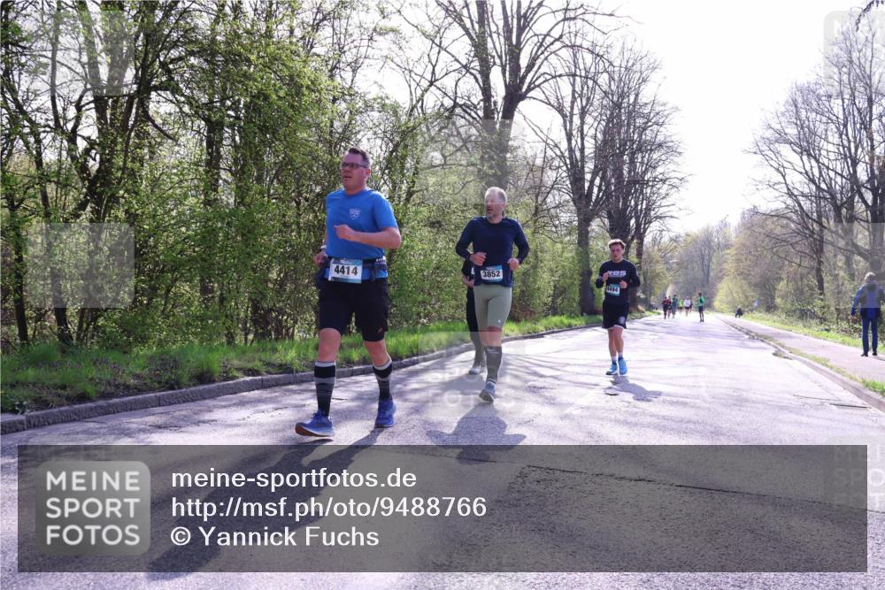 12.04.2026 - 45. Internationalen Wilhelmsburger Insellauf Yannick Fuchs http://msf.ph/oto/9488766 12.04.2026 10:40:15 Laufen 4414, 3852, 4494 meine-sportfotos.de