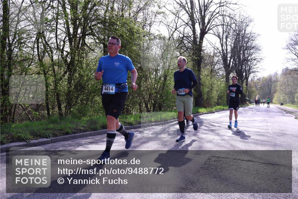 12.04.2026 - 45. Internationalen Wilhelmsburger Insellauf Yannick Fuchs http://msf.ph/oto/9488772 12.04.2026 10:40:15 Laufen 4414, 3852, 4494 meine-sportfotos.de