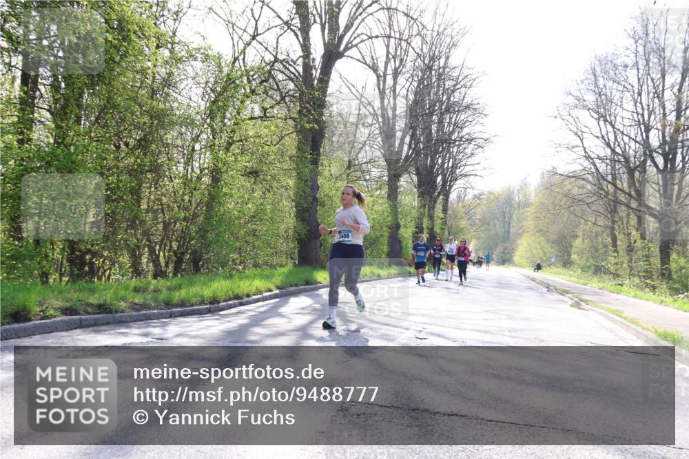 12.04.2026 - 45. Internationalen Wilhelmsburger Insellauf Yannick Fuchs http://msf.ph/oto/9488777 12.04.2026 10:34:22 Laufen 3408 meine-sportfotos.de