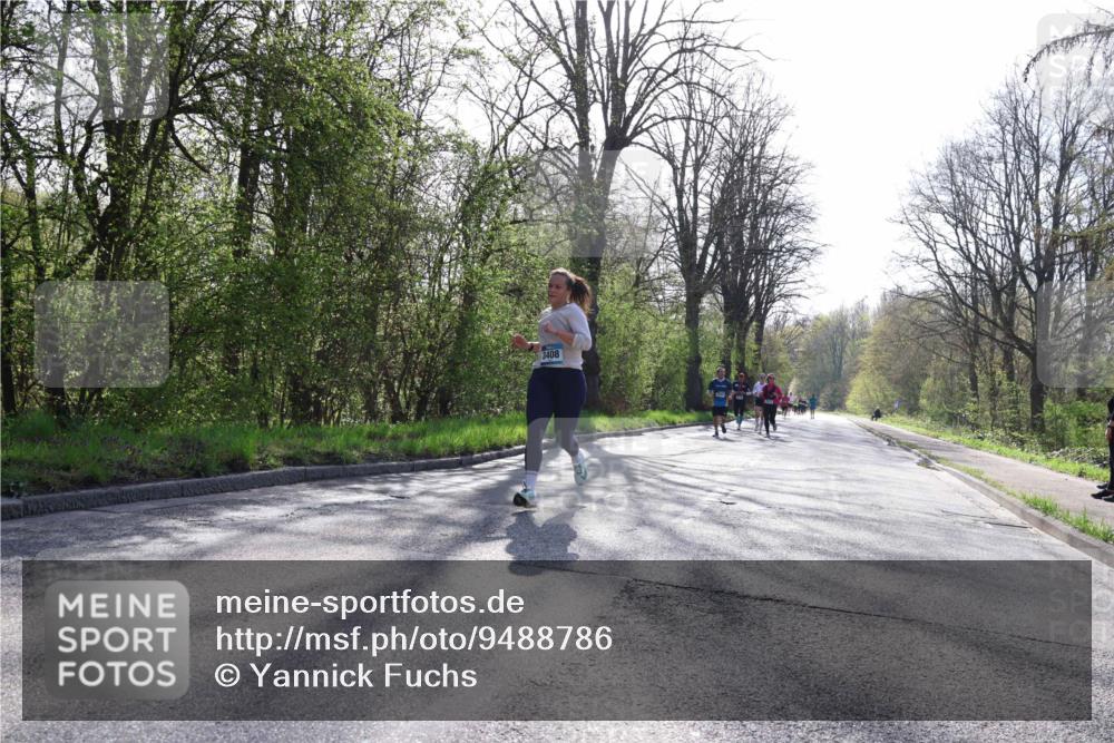 12.04.2026 - 45. Internationalen Wilhelmsburger Insellauf Yannick Fuchs http://msf.ph/oto/9488786 12.04.2026 10:34:23 Laufen 3408 meine-sportfotos.de