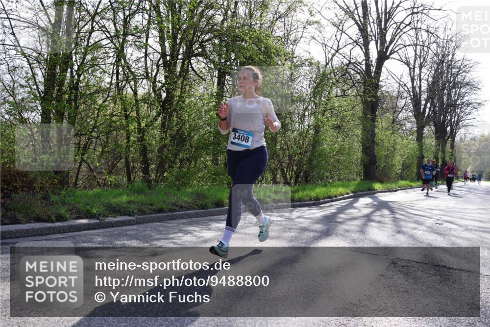 12.04.2026 - 45. Internationalen Wilhelmsburger Insellauf Yannick Fuchs http://msf.ph/oto/9488800 12.04.2026 10:34:24 Laufen 3408 meine-sportfotos.de
