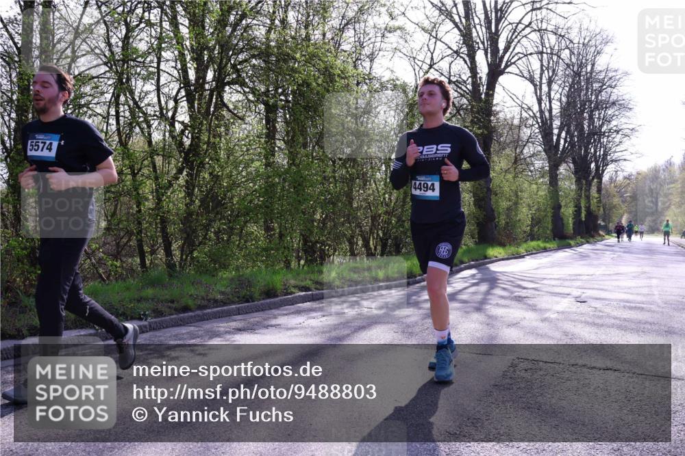 12.04.2026 - 45. Internationalen Wilhelmsburger Insellauf Yannick Fuchs http://msf.ph/oto/9488803 12.04.2026 10:40:17 Laufen 1, 316, 5574, 4494 meine-sportfotos.de