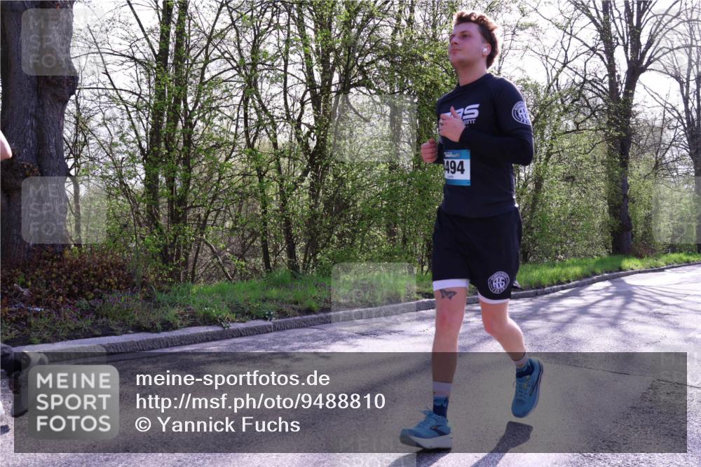 12.04.2026 - 45. Internationalen Wilhelmsburger Insellauf Yannick Fuchs http://msf.ph/oto/9488810 12.04.2026 10:40:18 Laufen 494 meine-sportfotos.de