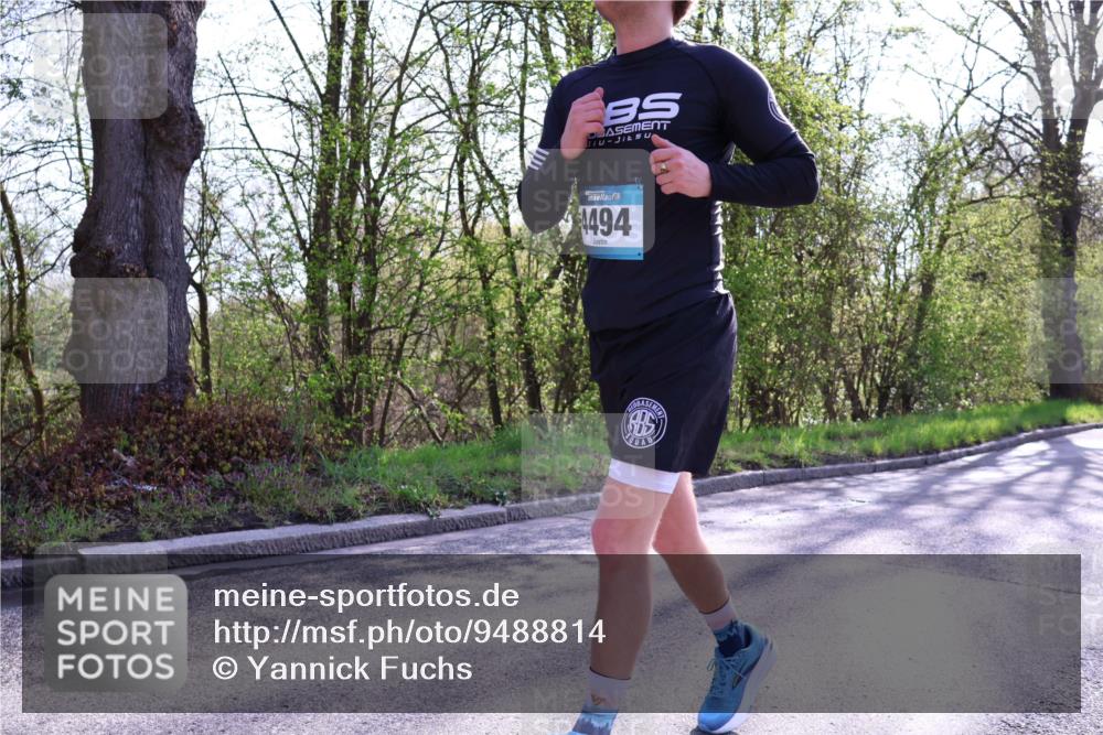12.04.2026 - 45. Internationalen Wilhelmsburger Insellauf Yannick Fuchs http://msf.ph/oto/9488814 12.04.2026 10:40:18 Laufen 494 meine-sportfotos.de