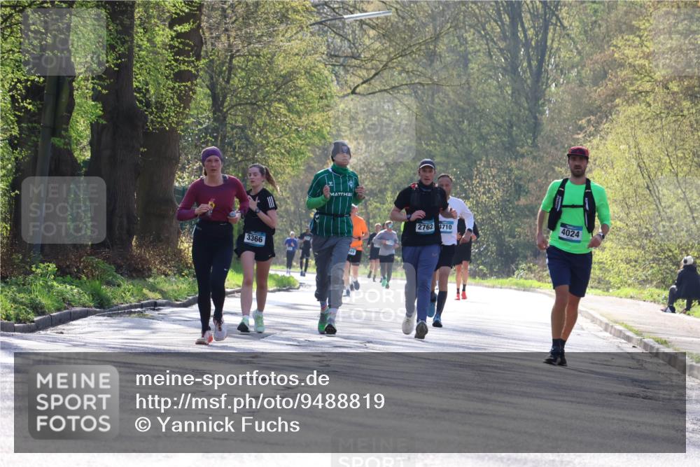 12.04.2026 - 45. Internationalen Wilhelmsburger Insellauf Yannick Fuchs http://msf.ph/oto/9488819 12.04.2026 10:40:23 Laufen 3366, 2762, 4710, 4024 meine-sportfotos.de
