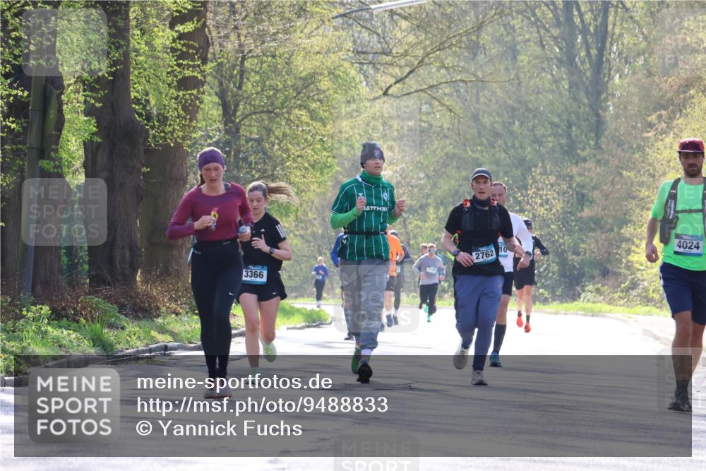 12.04.2026 - 45. Internationalen Wilhelmsburger Insellauf Yannick Fuchs http://msf.ph/oto/9488833 12.04.2026 10:40:23 Laufen 3366, 22, 2762, 10, 4024 meine-sportfotos.de