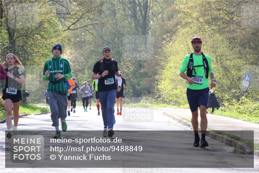 12.04.2026 - 45. Internationalen Wilhelmsburger Insellauf Yannick Fuchs http://msf.ph/oto/9488849 12.04.2026 10:40:25 Laufen 3366, 778, 2762, 4024, 441 meine-sportfotos.de