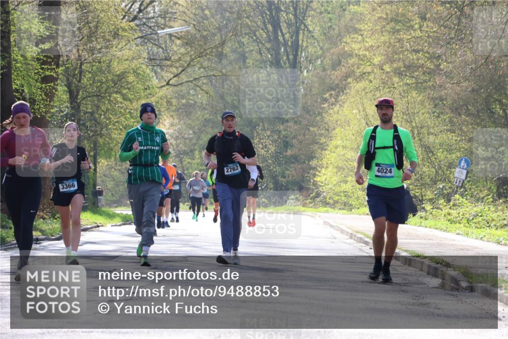 12.04.2026 - 45. Internationalen Wilhelmsburger Insellauf Yannick Fuchs http://msf.ph/oto/9488853 12.04.2026 10:40:25 Laufen 3366, 2762, 4024 meine-sportfotos.de