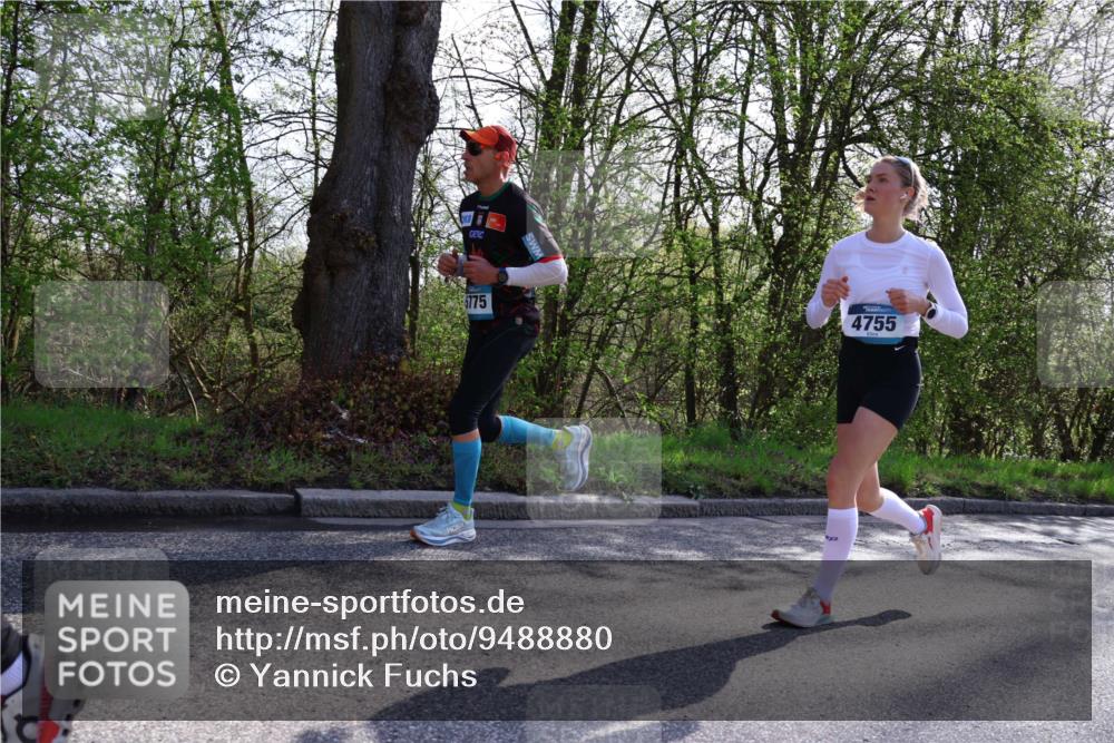 12.04.2026 - 45. Internationalen Wilhelmsburger Insellauf Yannick Fuchs http://msf.ph/oto/9488880 12.04.2026 10:34:31 Laufen 5775, 4755 meine-sportfotos.de
