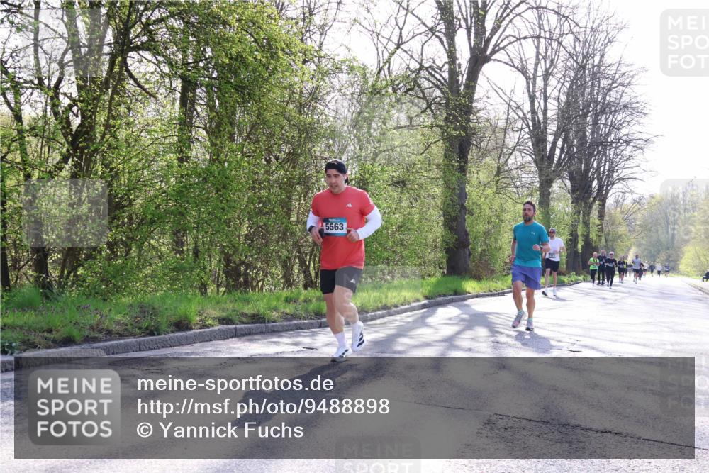 12.04.2026 - 45. Internationalen Wilhelmsburger Insellauf Yannick Fuchs http://msf.ph/oto/9488898 12.04.2026 10:34:39 Laufen 5563 meine-sportfotos.de