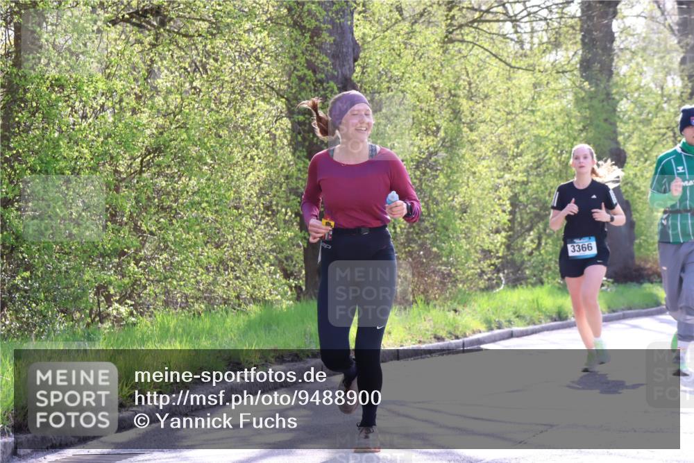 12.04.2026 - 45. Internationalen Wilhelmsburger Insellauf Yannick Fuchs http://msf.ph/oto/9488900 12.04.2026 10:40:30 Laufen 3366 meine-sportfotos.de