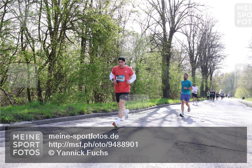 12.04.2026 - 45. Internationalen Wilhelmsburger Insellauf Yannick Fuchs http://msf.ph/oto/9488901 12.04.2026 10:34:39 Laufen 5563 meine-sportfotos.de