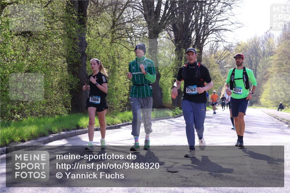12.04.2026 - 45. Internationalen Wilhelmsburger Insellauf Yannick Fuchs http://msf.ph/oto/9488920 12.04.2026 10:40:32 Laufen 3366, 2762, 4024 meine-sportfotos.de