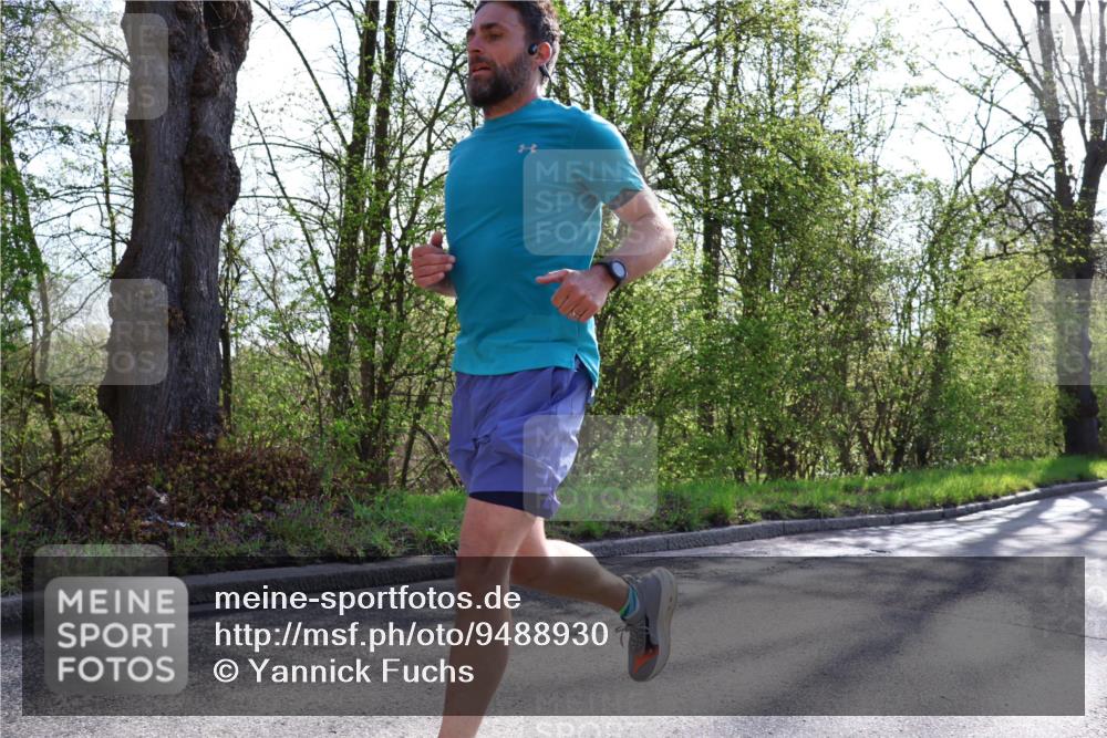 12.04.2026 - 45. Internationalen Wilhelmsburger Insellauf Yannick Fuchs http://msf.ph/oto/9488930 12.04.2026 10:34:41 Laufen  meine-sportfotos.de