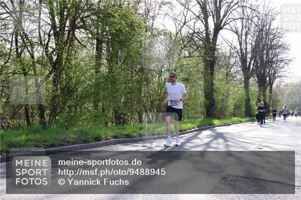 12.04.2026 - 45. Internationalen Wilhelmsburger Insellauf Yannick Fuchs http://msf.ph/oto/9488945 12.04.2026 10:34:43 Laufen 3172 meine-sportfotos.de