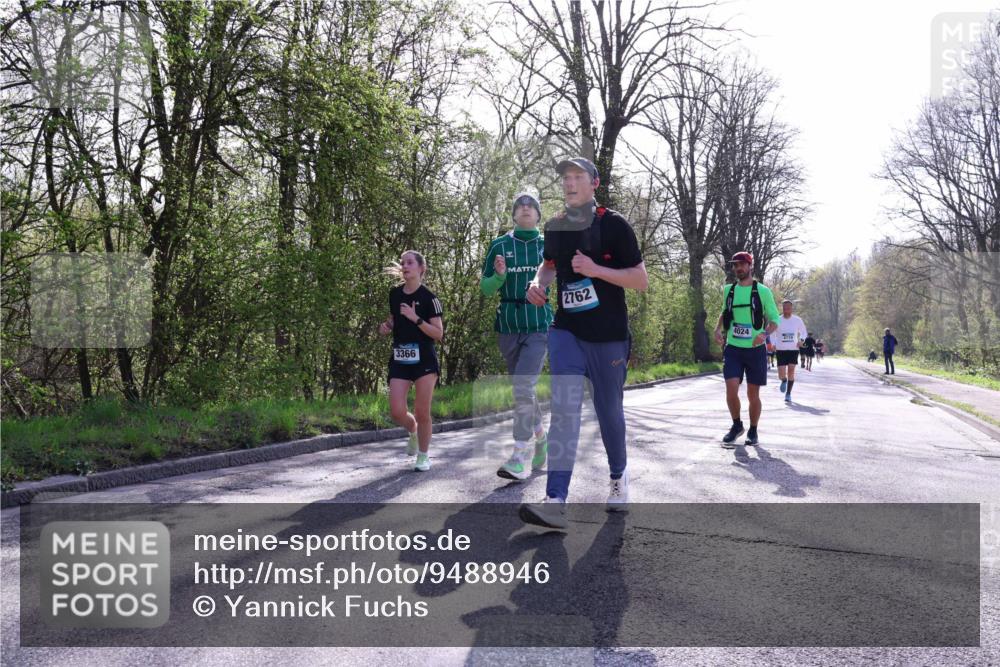 12.04.2026 - 45. Internationalen Wilhelmsburger Insellauf Yannick Fuchs http://msf.ph/oto/9488946 12.04.2026 10:40:34 Laufen 3366, 2762, 4024 meine-sportfotos.de