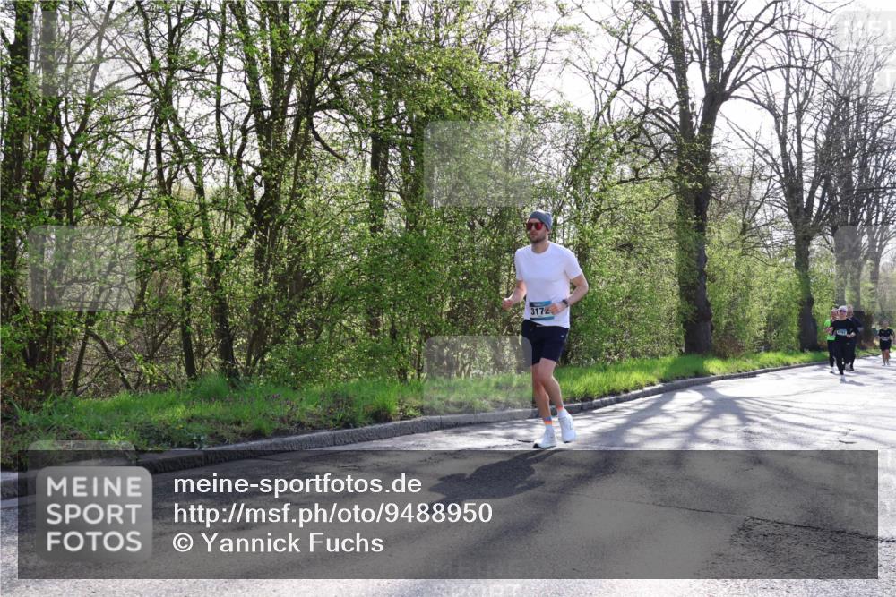 12.04.2026 - 45. Internationalen Wilhelmsburger Insellauf Yannick Fuchs http://msf.ph/oto/9488950 12.04.2026 10:34:43 Laufen 3172 meine-sportfotos.de