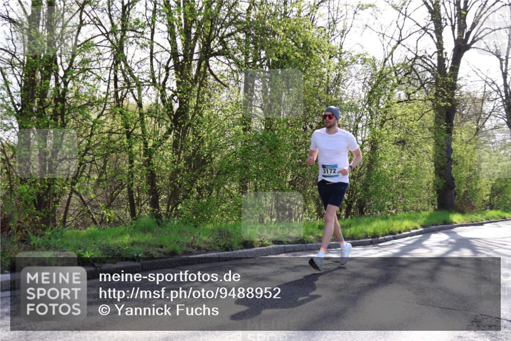 12.04.2026 - 45. Internationalen Wilhelmsburger Insellauf Yannick Fuchs http://msf.ph/oto/9488952 12.04.2026 10:34:44 Laufen 3172 meine-sportfotos.de