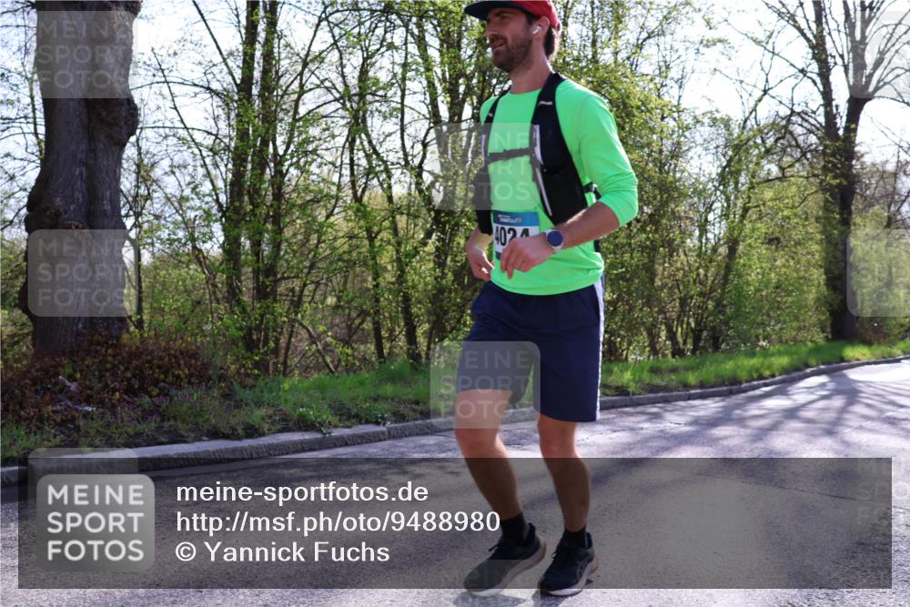 12.04.2026 - 45. Internationalen Wilhelmsburger Insellauf Yannick Fuchs http://msf.ph/oto/9488980 12.04.2026 10:40:36 Laufen 3 meine-sportfotos.de