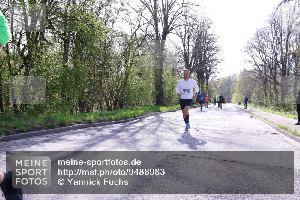 12.04.2026 - 45. Internationalen Wilhelmsburger Insellauf Yannick Fuchs http://msf.ph/oto/9488983 12.04.2026 10:40:36 Laufen 4710 meine-sportfotos.de