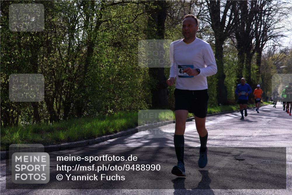 12.04.2026 - 45. Internationalen Wilhelmsburger Insellauf Yannick Fuchs http://msf.ph/oto/9488990 12.04.2026 10:40:37 Laufen 47 meine-sportfotos.de