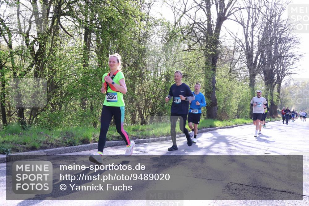 12.04.2026 - 45. Internationalen Wilhelmsburger Insellauf Yannick Fuchs http://msf.ph/oto/9489020 12.04.2026 10:34:50 Laufen 3256, 4631, 2300, 2995 meine-sportfotos.de