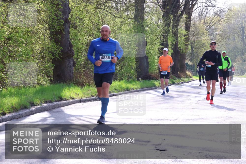 12.04.2026 - 45. Internationalen Wilhelmsburger Insellauf Yannick Fuchs http://msf.ph/oto/9489024 12.04.2026 10:40:40 Laufen 4836, 318, 2834, 2837, 4689 meine-sportfotos.de