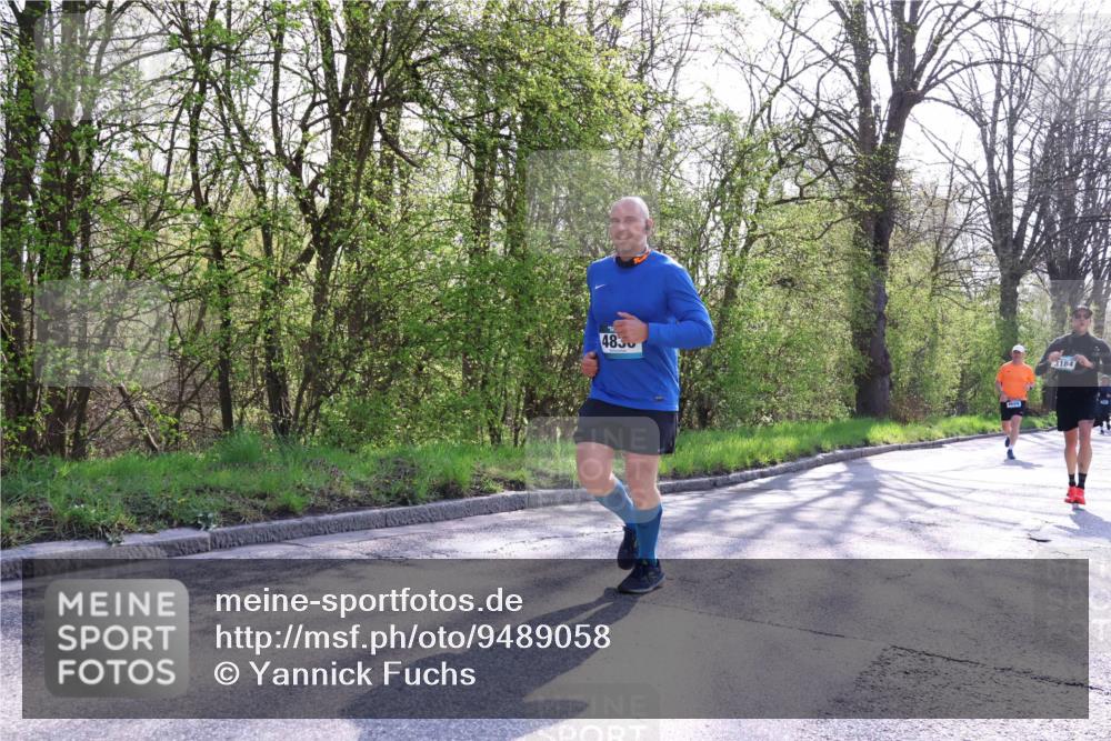 12.04.2026 - 45. Internationalen Wilhelmsburger Insellauf Yannick Fuchs http://msf.ph/oto/9489058 12.04.2026 10:40:43 Laufen 4830, 4669, 3184 meine-sportfotos.de