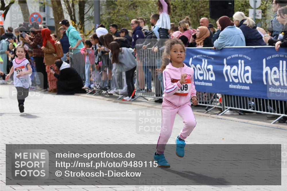 12.04.2026 - 45. Internationalen Wilhelmsburger Insellauf Strokosch-Dieckow http://msf.ph/oto/9489115 12.04.2026 14:09:27 Ziel 252, 270, 220, 219, 216, 25, 1066, 209, 915, 221, 541 meine-sportfotos.de