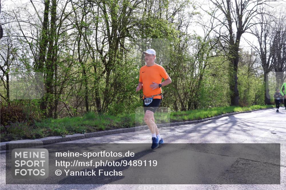 12.04.2026 - 45. Internationalen Wilhelmsburger Insellauf Yannick Fuchs http://msf.ph/oto/9489119 12.04.2026 10:40:47 Laufen 4689 meine-sportfotos.de