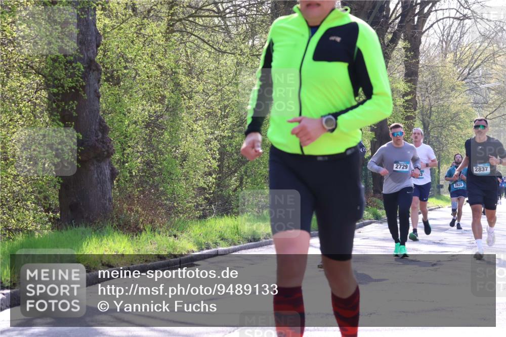 12.04.2026 - 45. Internationalen Wilhelmsburger Insellauf Yannick Fuchs http://msf.ph/oto/9489133 12.04.2026 10:40:48 Laufen 2729, 2625, 2837 meine-sportfotos.de