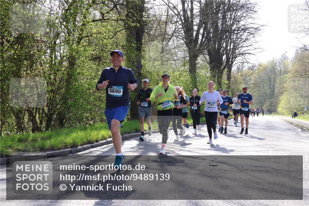 12.04.2026 - 45. Internationalen Wilhelmsburger Insellauf Yannick Fuchs http://msf.ph/oto/9489139 12.04.2026 10:35:02 Laufen 5690, 3430, 5325, 3848, 2301, 5046, 5037 meine-sportfotos.de
