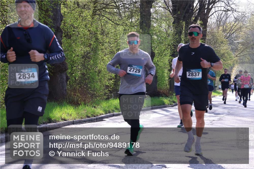12.04.2026 - 45. Internationalen Wilhelmsburger Insellauf Yannick Fuchs http://msf.ph/oto/9489178 12.04.2026 10:40:52 Laufen 2729, 2837, 2834, 25, 2746, 4943 meine-sportfotos.de